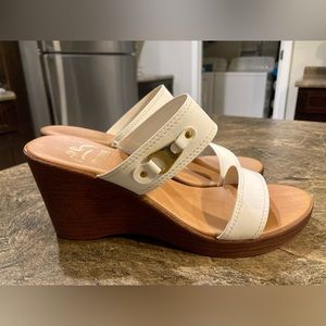Italian Shoemakers Mallory White Wedges